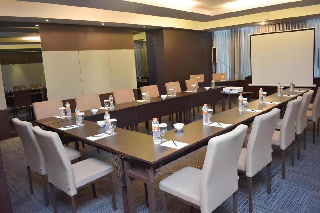 Bogor Valley Hotel Luaran gambar